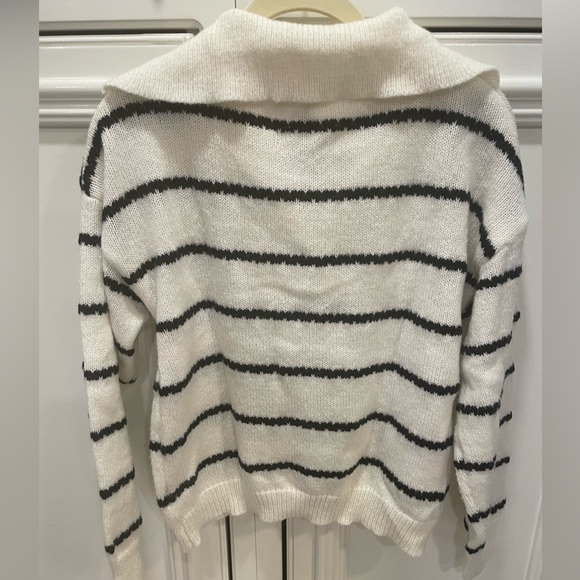 Cozy Blu pepper sweater - Picture 2 of 7